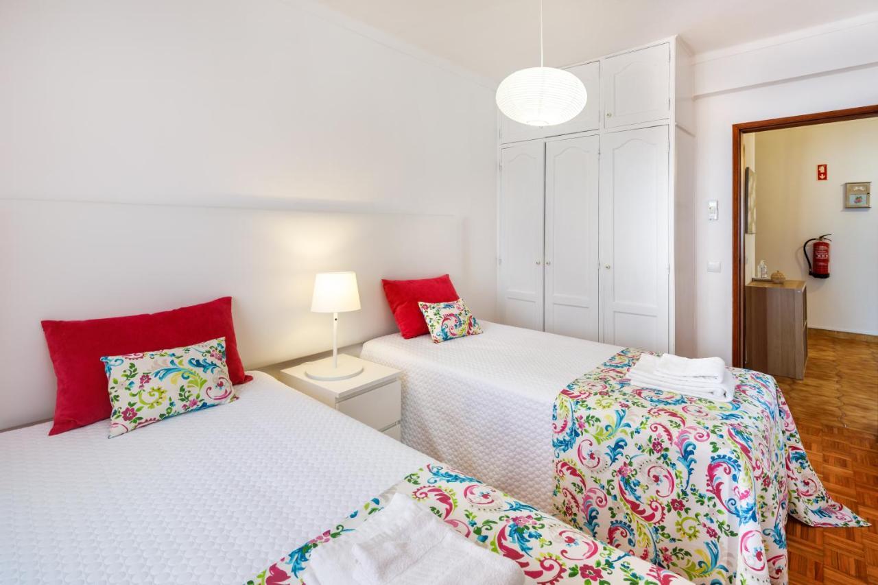 Apartamento Vista Mar T2 Quarteira Eksteriør bilde