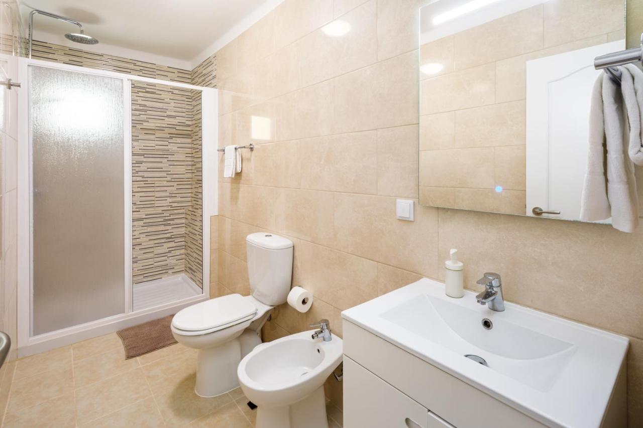 Apartamento Vista Mar T2 Quarteira Eksteriør bilde